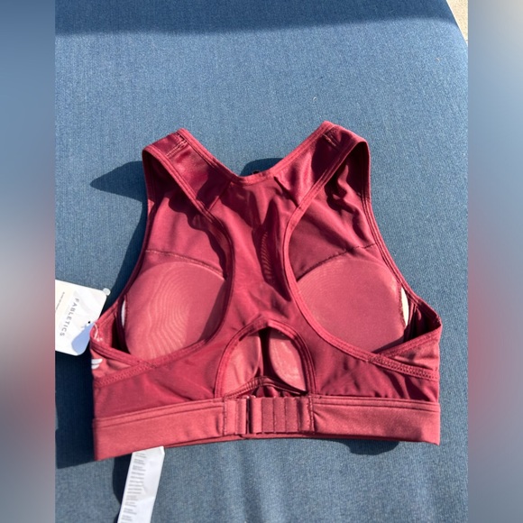 Fabletics Blade Zip Front High Impact Sport Bra - Picture 2 of 8